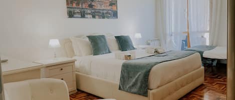3 bedrooms, in-room safe, desk, iron/ironing board