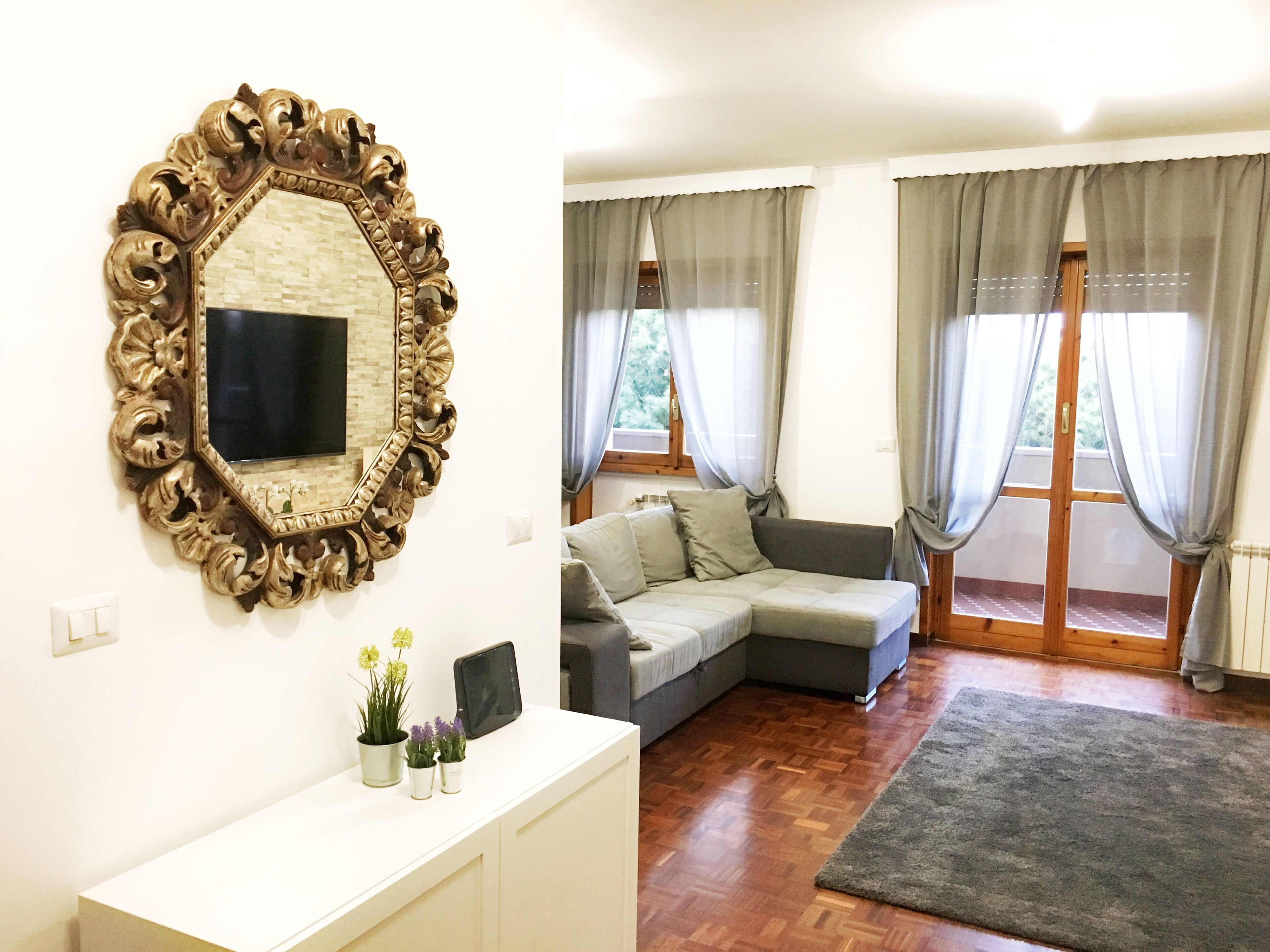 TV connectée, espaces bureaux