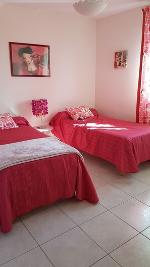 2 camere, ferro/asse da stiro, Wi-Fi