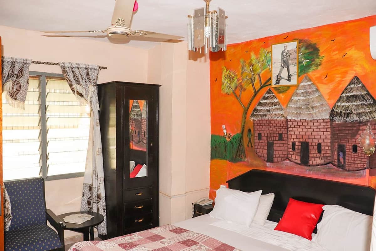 superior room, refrigerator | desk, bed sheets