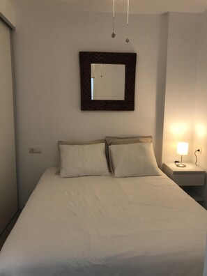 1 bedroom, iron/ironing board, WiFi, bed sheets - Francisco Cano bowling (Fuengirola)