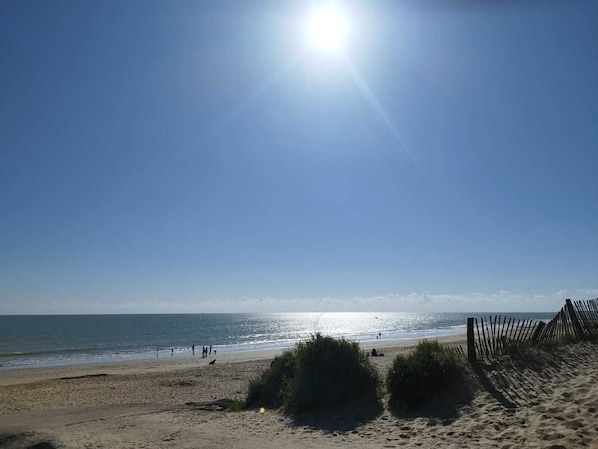 Beach nearby, beach towels