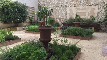 Enceinte de lâhĂ©bergement