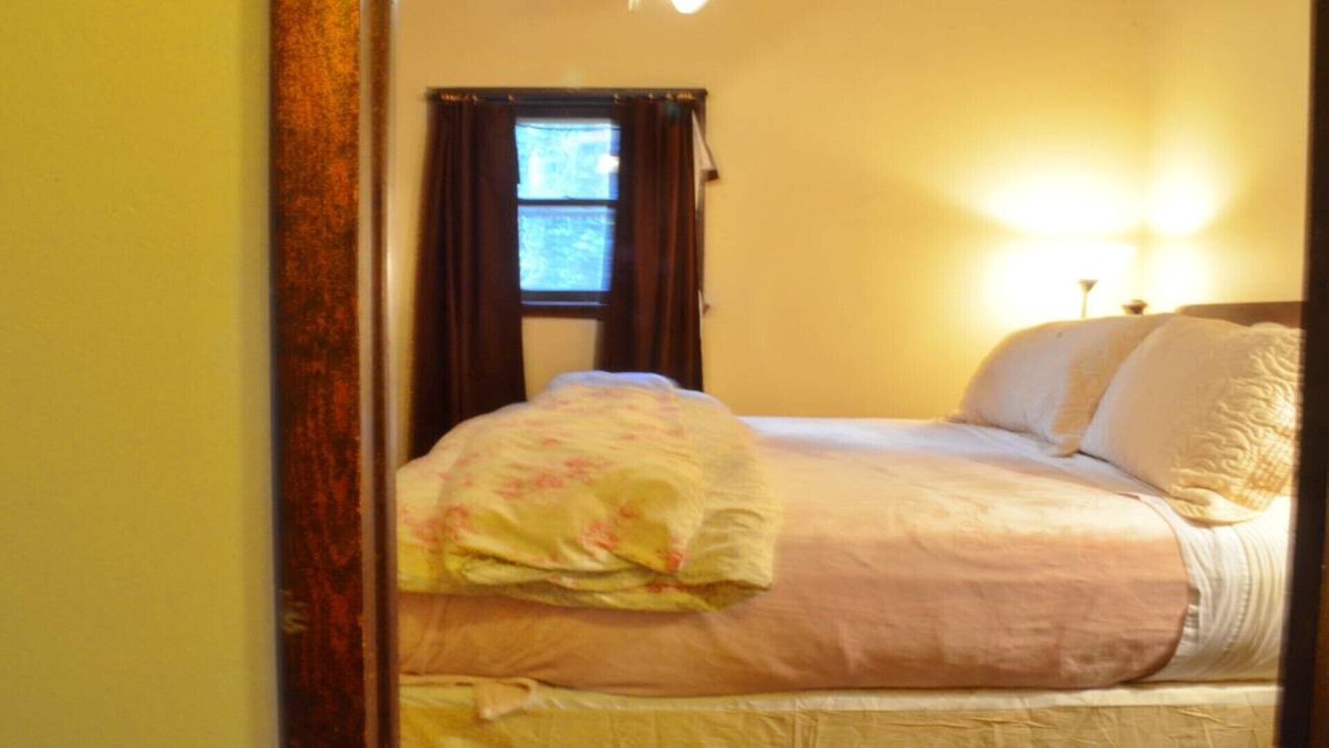 Rondezvous Townhouse in the spring 