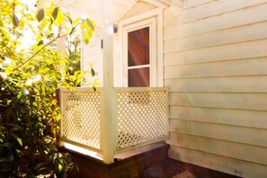 Exterior detail - Pool! Near Downtown&Parks- The Cozy Guest Cottage (Columbus)