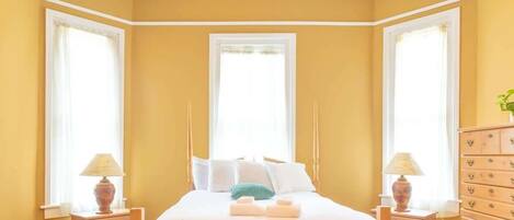 6 bedrooms, iron/ironing board, travel crib, WiFi