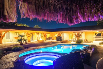 Lakeview Lodge – Spacious Pool Home w/ Backyard, BBQ & Fire Pit