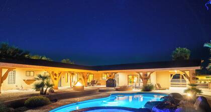 Lakeview Lodge – Lake View Pool Home w/ Spa, BBQ & Fire Pit - Havasu