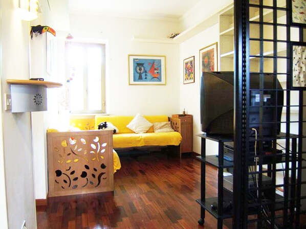 Interior - Rome: Apartment pleasant (Roma)