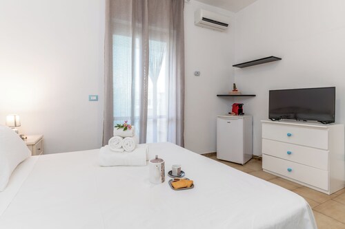 Monolocale vista giardino-Studio-Balcony-Private Bathroom