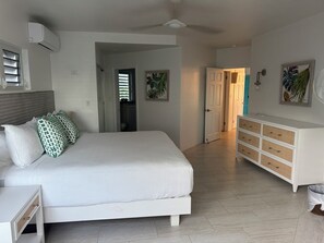 3 bedrooms, in-room safe, desk, iron/ironing board