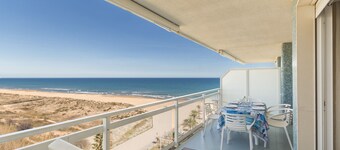 Fabuloso apartamento de playa para unas excelentes vacaciones. Increíbles vistas al mar!-ALQUILER SOLO FAMILIAS
