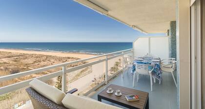 Fabulous beach condo for a great vacation. Amazing Sea Views! - Only families