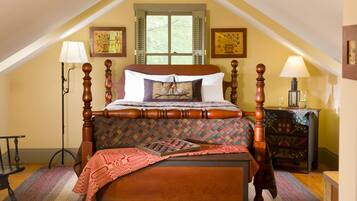 1 bedroom, individually decorated, individually furnished