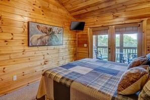 3 bedrooms, iron/ironing board, Internet, bed sheets