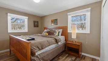 2 bedrooms, in-room safe, desk, free WiFi