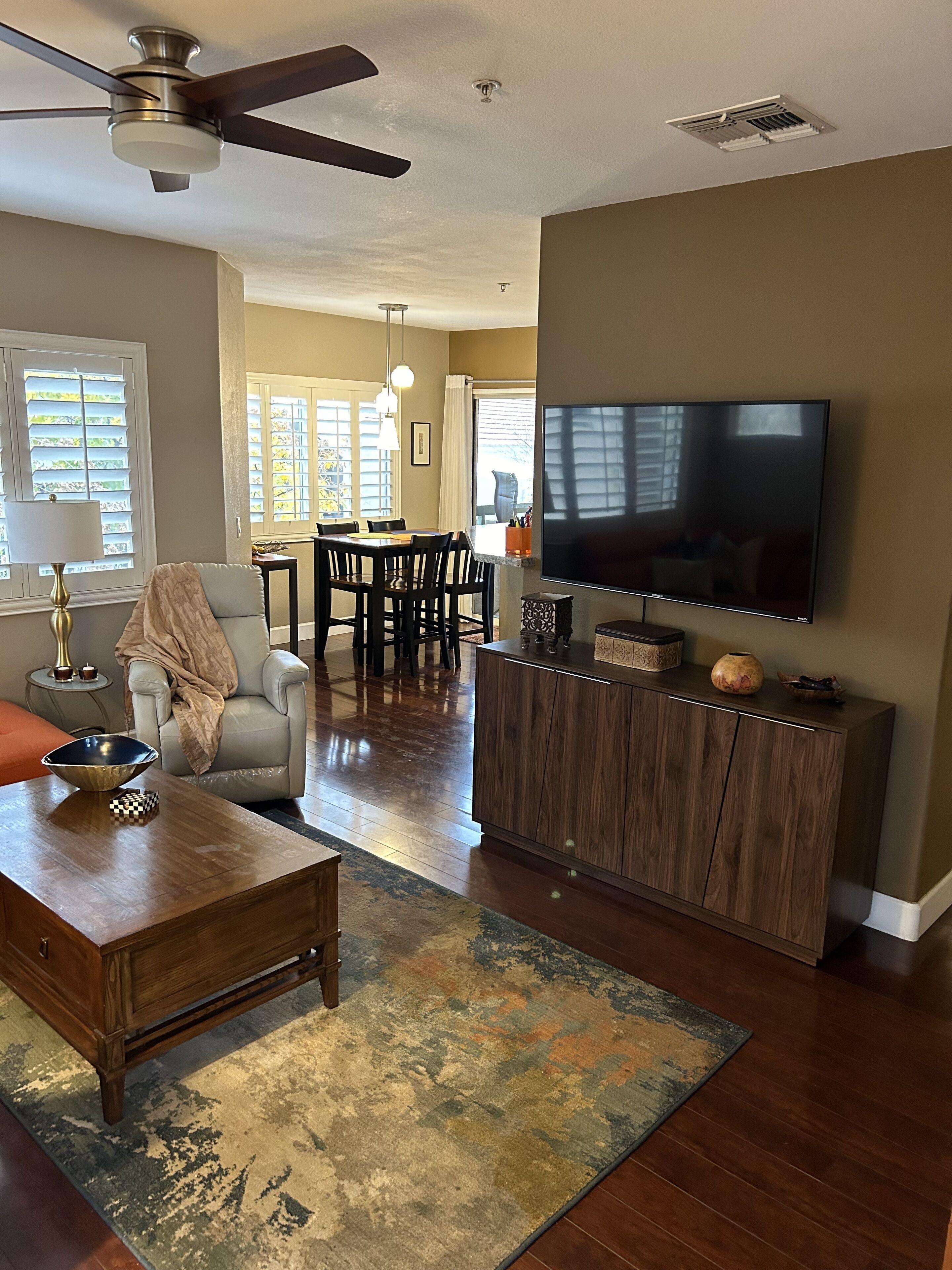 Todas Las Comodidades Del Hogar En El Sol De Arizona! - Mesa, AZ