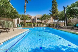 Beheizter Pool