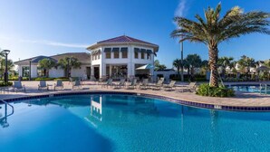 Unclassified image, 4 of 35, button - Beautiful Holiday Condo, Only 7 min to Disney (Kissimmee)