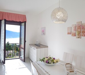 Dining - Casa Palanca Holideal (Tremosine)