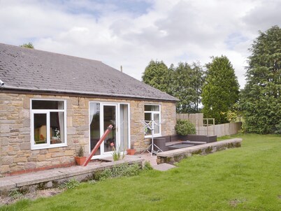 Dove Cottage - UK3284