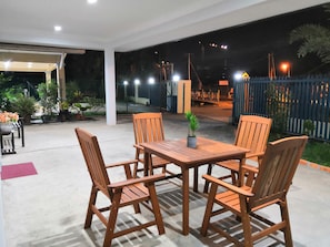 Outdoor dining