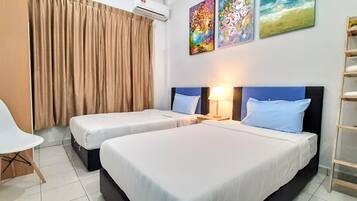 5 bedrooms, desk, iron/ironing board, free WiFi