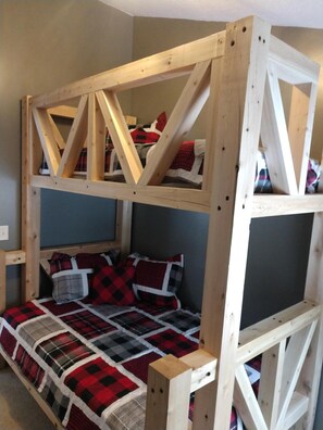 2 Schlafzimmer, kostenloses WLAN, Bettwäsche