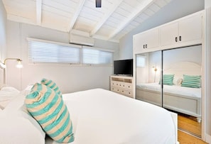 1 bedroom, iron/ironing board, WiFi