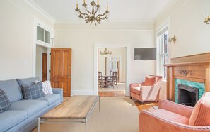 Televisión de pantalla plana 