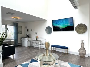 TV connectée de 55 pouces avec chaînes numériques, télévision