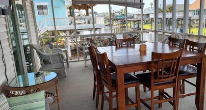 Fisherman's Paradise-Closest Canal Rental to Bait,Gas,Restaurant& Bar by Boat