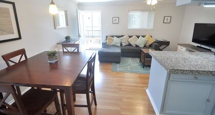 Tolle SoLa Central Austin Condo