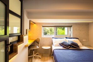 2 soverom, skrivebord og wi-fi