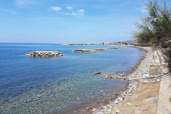 Strand