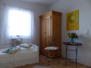 2 Schlafzimmer, Bügeleisen/Bügelbrett, kostenloses WLAN