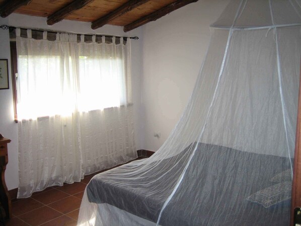 2 soverom, strykejern/-brett, wi-fi og sengetøy