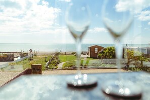 Terrace/patio - Split level Beach Garden apartment with amazing sea views and private garden (Pevensey Bay)