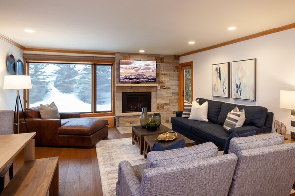 TV, fireplace - Non-Rental Unit (Vail)