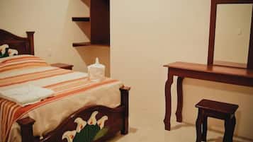Chambre Standard | 1 chambre, rideaux occultants, Wi-Fi gratuit, draps fournis