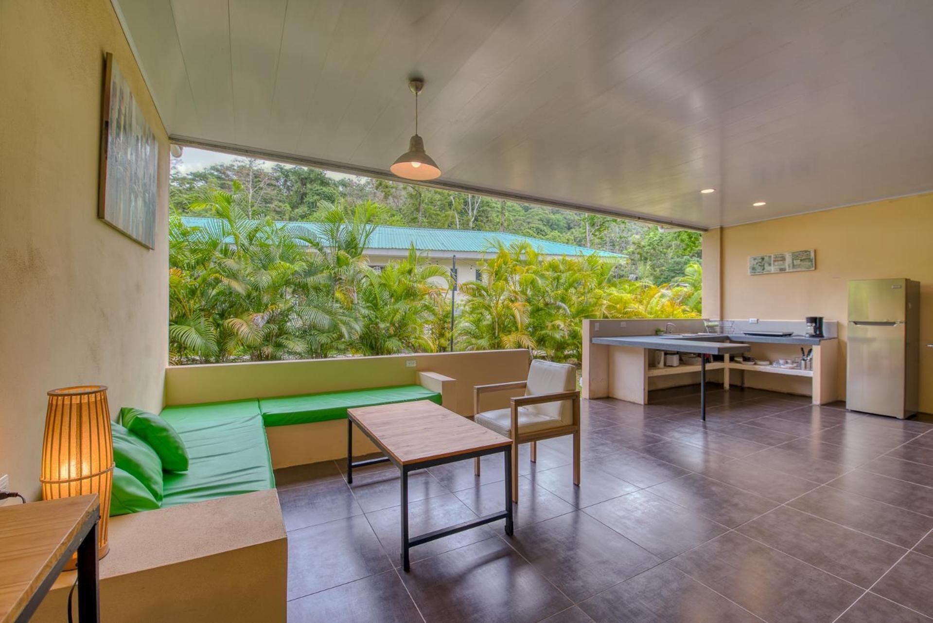 standard villa, multiple beds, non smoking | living area