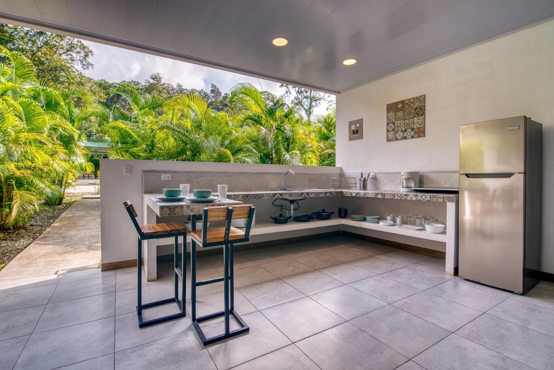 standard villa, multiple beds, non smoking | private kitchen | fridge