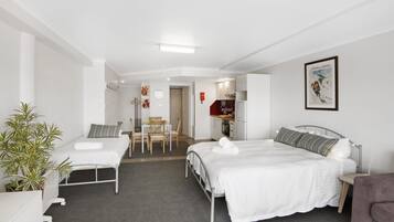 1 bedroom, iron/ironing board, WiFi, bed sheets