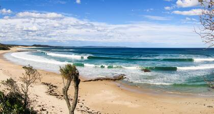 Lakeside Cabins & Holiday Village