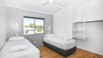 Lakeside Cabin, Sleeps 4 | Bed sheets