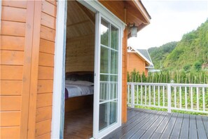 Classic Villa | Terrace/patio - Southeastern Flying Tiger Manor (Qiandongnan)