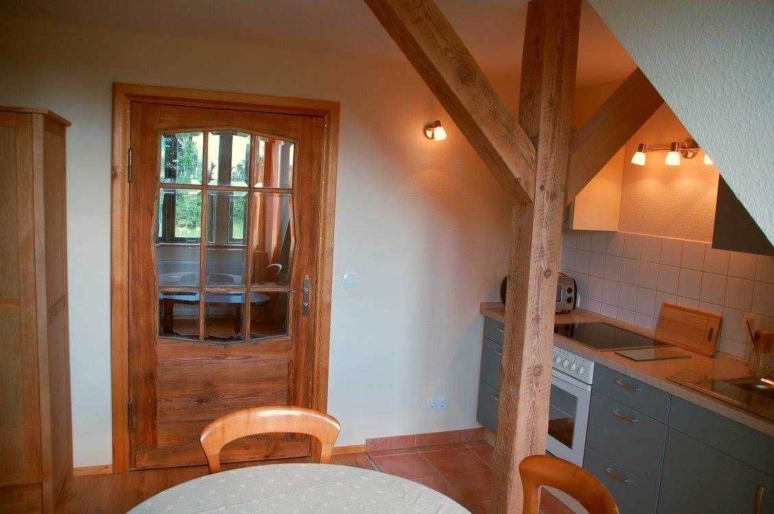 冰箱、烤箱、洗碗机、高脚椅