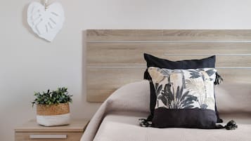 1 quarto, Wi-Fi de cortesia, roupa de cama