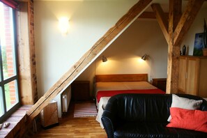 1 soverom, reiseseng for barn og sengetøy