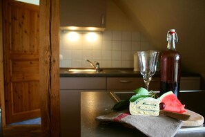 Fridge, oven, dishwasher, highchair